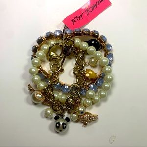 SOLD!Betsey Johnson Layered Gold Animals Toggle Charm Bracelet Blue White Pearls